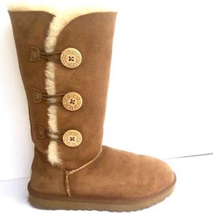 UGG Bailey Botton Triplet II Boot Chestnut